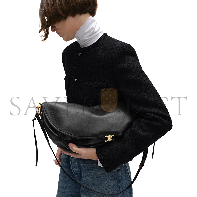 ce1i*e halfmoon soft triomphe bag in S*pple shiny lambskin 124142t88.38no (46*19*10cm)